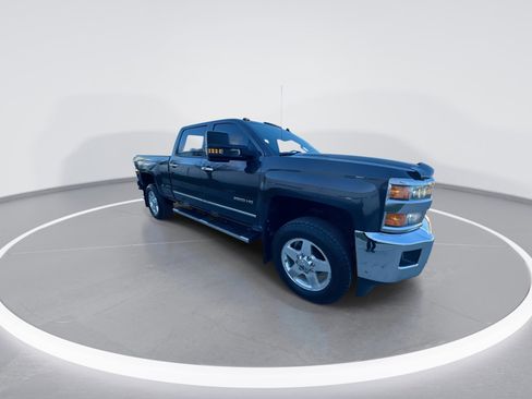 Used 2015 Chevrolet Silverado 2500 LTZ w/ Duramax Plus Package image 2