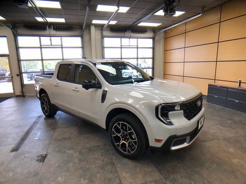 New 2026 Ford Maverick Lariat AWD/4WD image 1