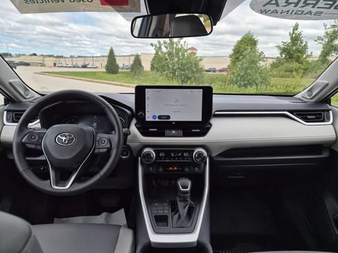Used 2025 Toyota RAV4 XLE Premium w/ Weather Package AWD/4WD image 37
