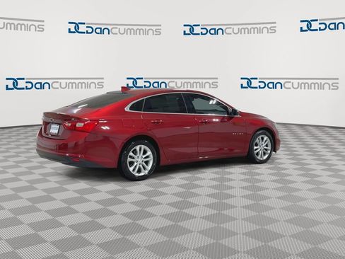 Used 2017 Chevrolet Malibu LT FWD image 8