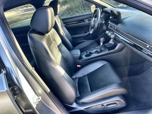 Certified 2025 Honda Civic Sport Touring image 12