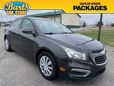 Used 2016 Chevrolet Cruze LT image 1
