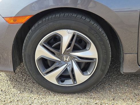 Used 2021 Honda Civic LX image 10