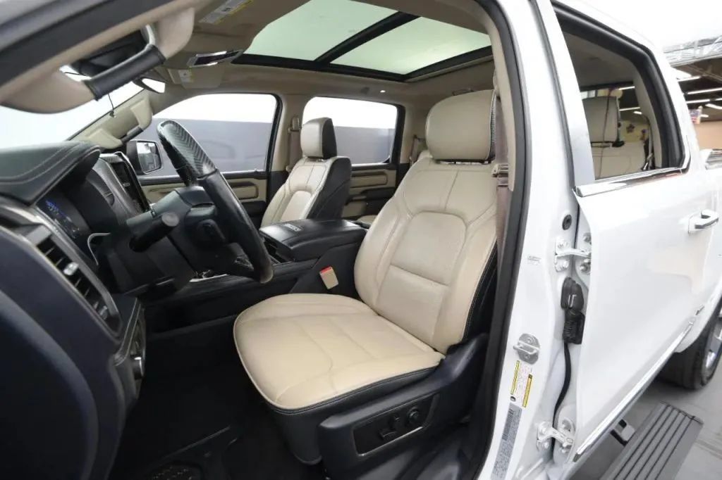 Used 2019 RAM 1500 Limited AWD/4WD image 50