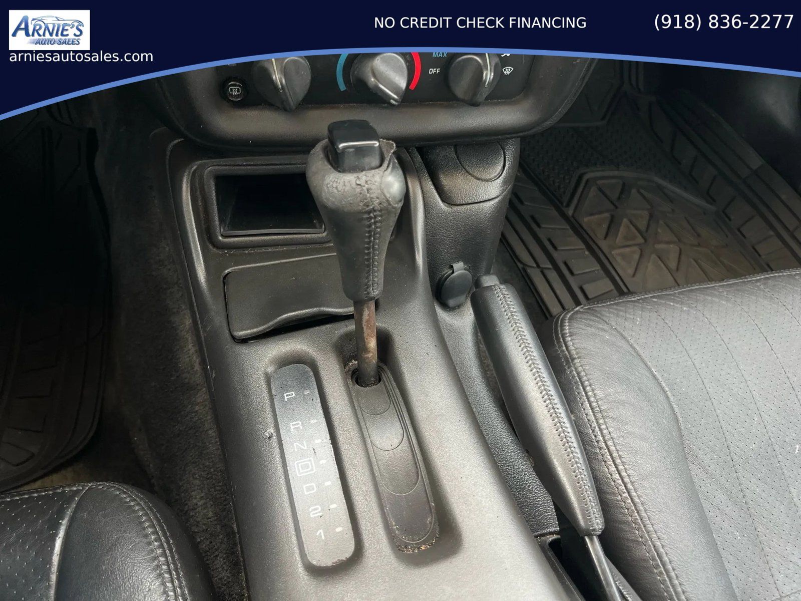 Used 2000 Chevrolet Camaro Z28 w/ Preferred Equipment Group 2 RWD image 11
