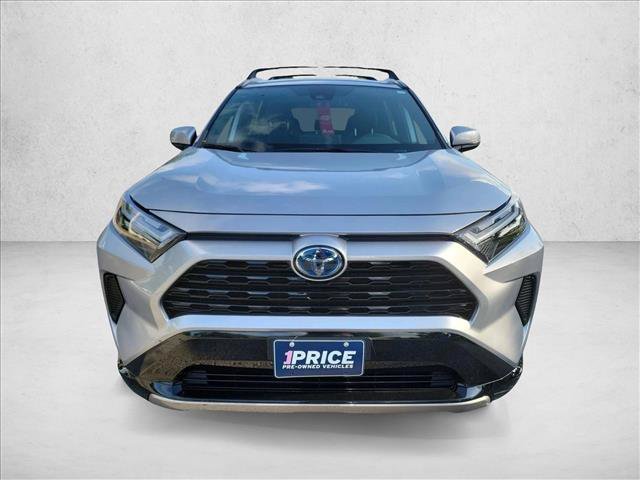 Used 2023 Toyota RAV4 SE AWD/4WD image 2