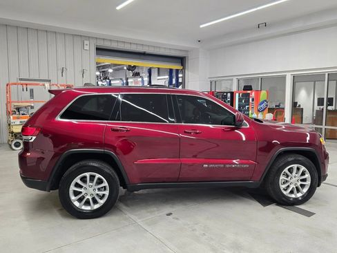 Certified 2022 Jeep Grand Cherokee Laredo X image 7