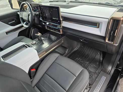 Used 2024 GMC Hummer EV 2X w/ Extreme Off-Road Package image 46