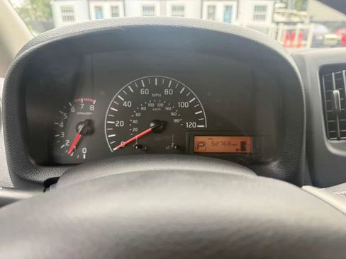 Used 2020 Nissan NV200 S FWD image 11