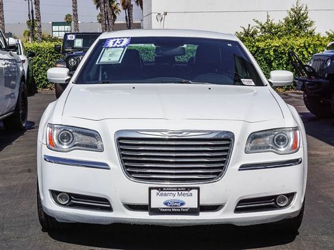 Used 2013 Chrysler 300 AWD w/ Driver Convenience Group image 2