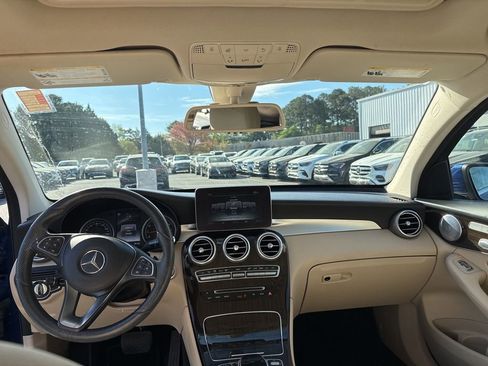 Used 2017 Mercedes-Benz GLC 300 4MATIC Coupe image 12