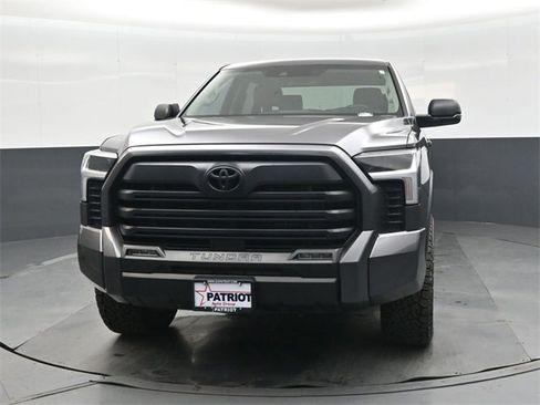 Used 2022 Toyota Tundra SR5 image 8