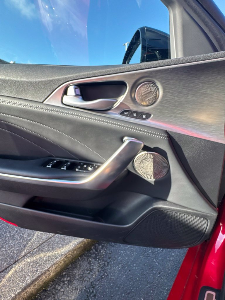 Used 2022 Kia Stinger GT2 AWD/4WD image 18