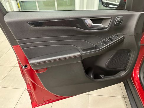 Used 2023 Ford Escape ST-Line Select w/ Tech Pack #2 image 12