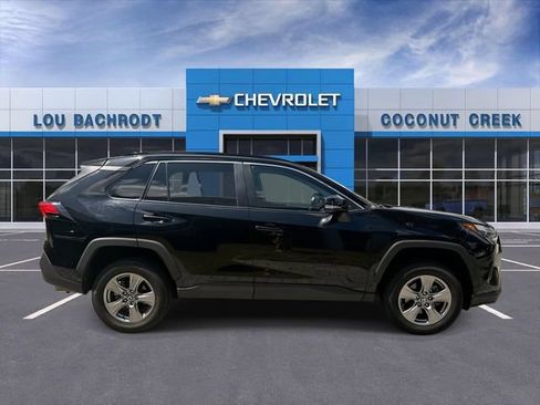 Used 2024 Toyota RAV4 XLE FWD image 9