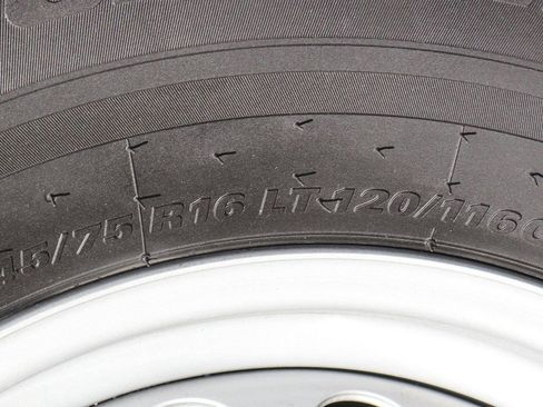 Used 2021 Mercedes-Benz Sprinter 2500 image 39