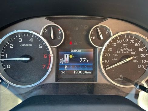 Used 2014 Toyota Tundra SR5 image 13