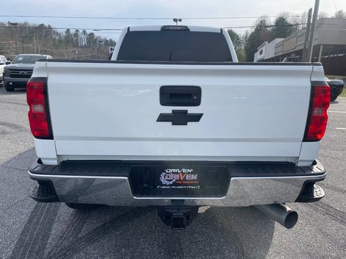 Used 2018 Chevrolet Silverado 2500 LT w/ LT Fleet Convenience Package AWD/4WD image 10