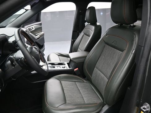 Certified 2023 Ford Explorer Timberline AWD/4WD image 9
