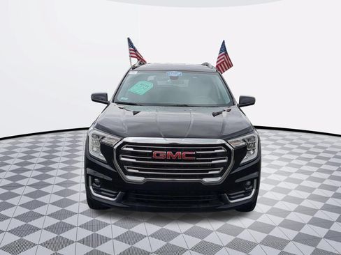Used 2023 GMC Terrain SLT AWD/4WD image 3