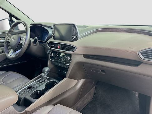 Used 2020 Hyundai Santa Fe Limited image 32