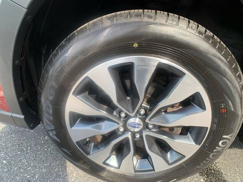 Used 2023 Subaru Outback Touring XT AWD/4WD image 36