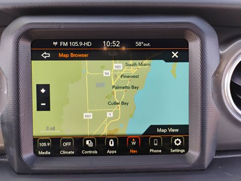 Used 2023 Jeep Gladiator Overland image 27