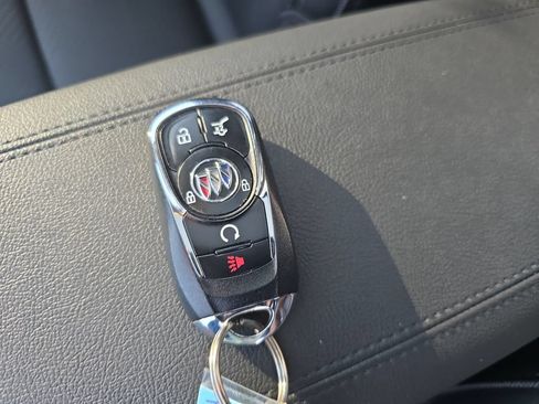 Used 2023 Buick Encore GX Essence w/ Experience Buick Package AWD/4WD image 38