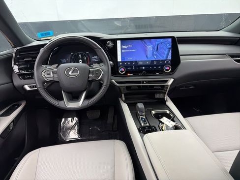 Used 2025 Lexus RX 350 Premium image 8