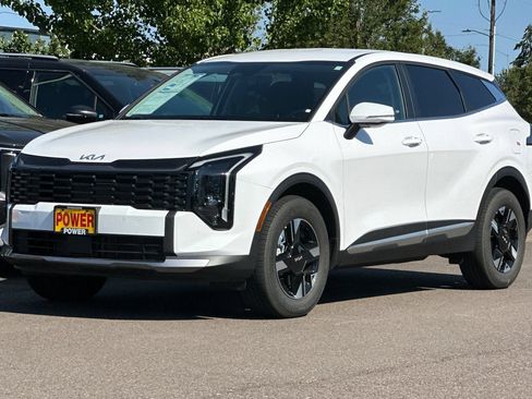 Certified 2026 Kia Sportage LX w/ LX Convenience Package AWD/4WD image 8