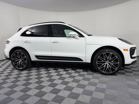 New 2026 Porsche Macan image 8