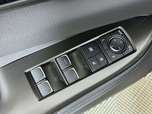 Used 2024 Lexus NX 250 FWD image 18