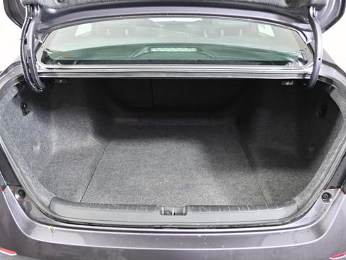 Used 2018 Honda Accord Sport image 21