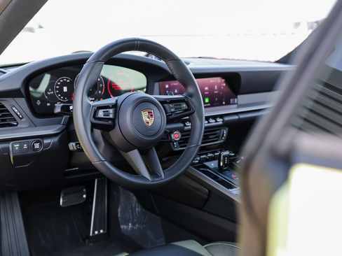 Certified 2025 Porsche 911 Carrera image 25