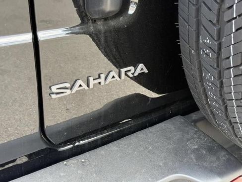 New 2025 Jeep Wrangler Unlimited Sahara AWD/4WD image 8