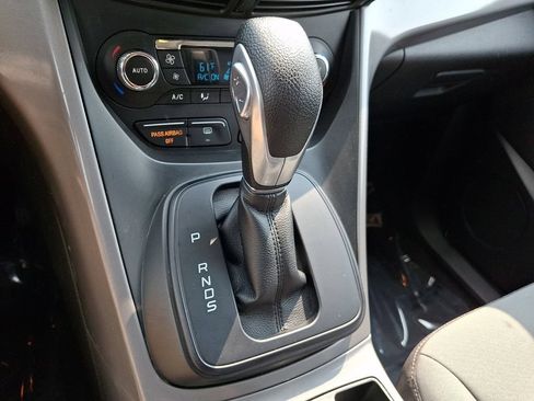 Used 2016 Ford Escape SE w/ Equipment Group 201A AWD/4WD image 14