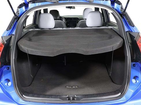 Used 2023 Nissan Kicks SR w/ SR Premium Package FWD image 19