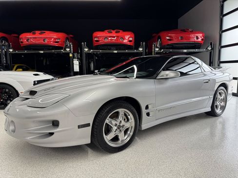 Used 2000 Pontiac Firebird Formula RWD image 5