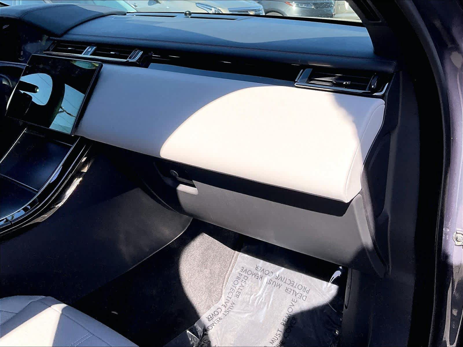 Used 2026 Land Rover Range Rover Velar Dynamic SE AWD/4WD image 19