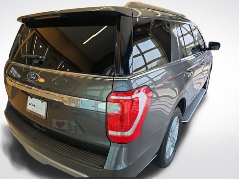 Used 2019 Ford Expedition XLT w/ Equipment Group 202A RWD image 7