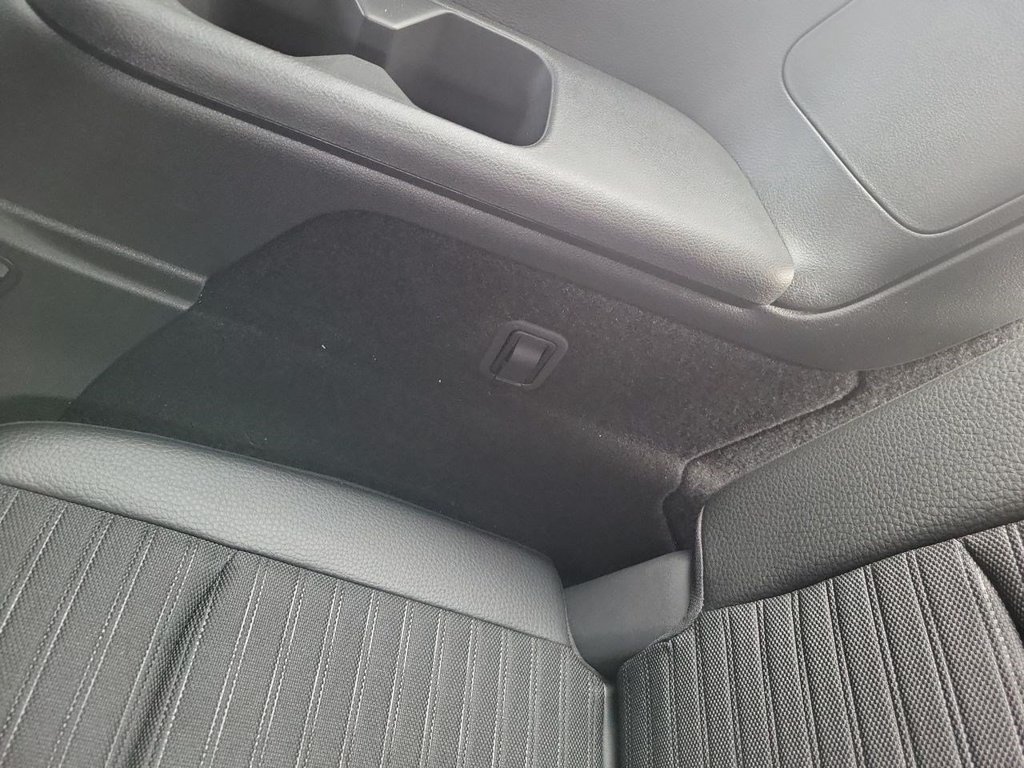 Used 2023 Nissan Pathfinder Rock Creek AWD/4WD image 14