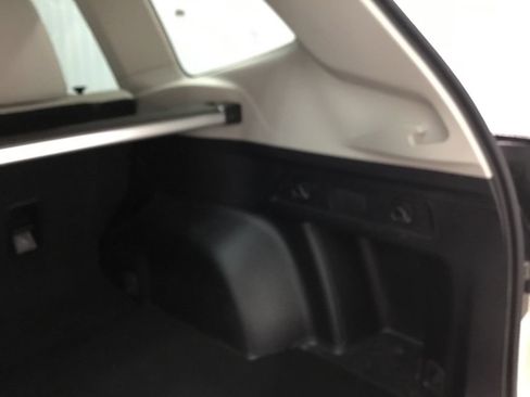 Used 2023 Subaru Forester Premium AWD/4WD image 18