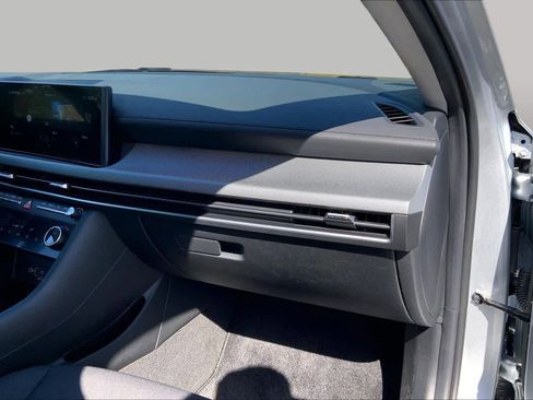 Used 2024 Hyundai Sonata SEL w/ Convenience Package image 17