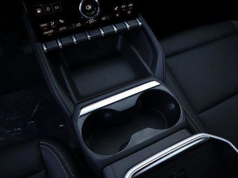 New 2026 GMC Terrain Elevation image 38