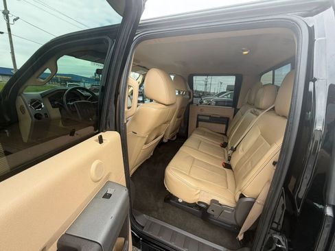 Used 2011 Ford F250 Lariat w/ Lariat Interior Pkg AWD/4WD image 11