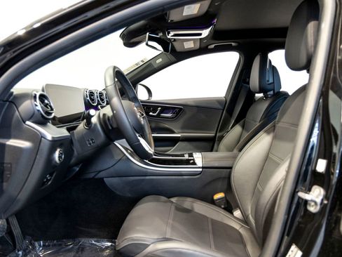 Used 2025 Mercedes-Benz C 300 Sedan image 14