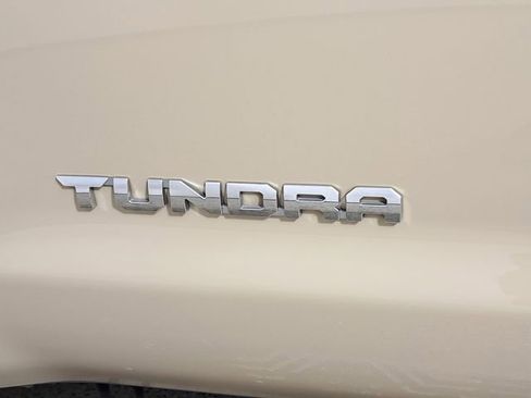 Used 2019 Toyota Tundra SR5 w/ SR5 Upgrade Package image 9