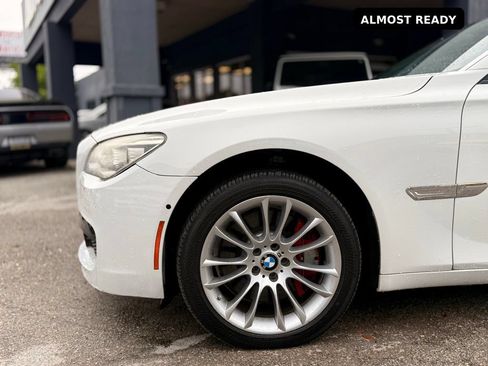 Used 2015 BMW 750Li RWD image 14
