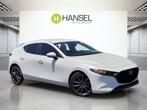 Used 2019 MAZDA MAZDA3 AWD Hatchback w/ Preferred Pkg image 1