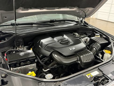 Used 2015 Jeep Grand Cherokee Altitude AWD/4WD image 28